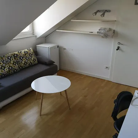 Free Park&bikes Проживання в сім'ї Любляна