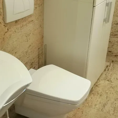 Quarto em Acomodações Particulares Free Park&bikes Liubliana